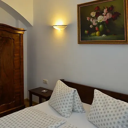 Varfal Vendeghaz 3* Fertőrákos